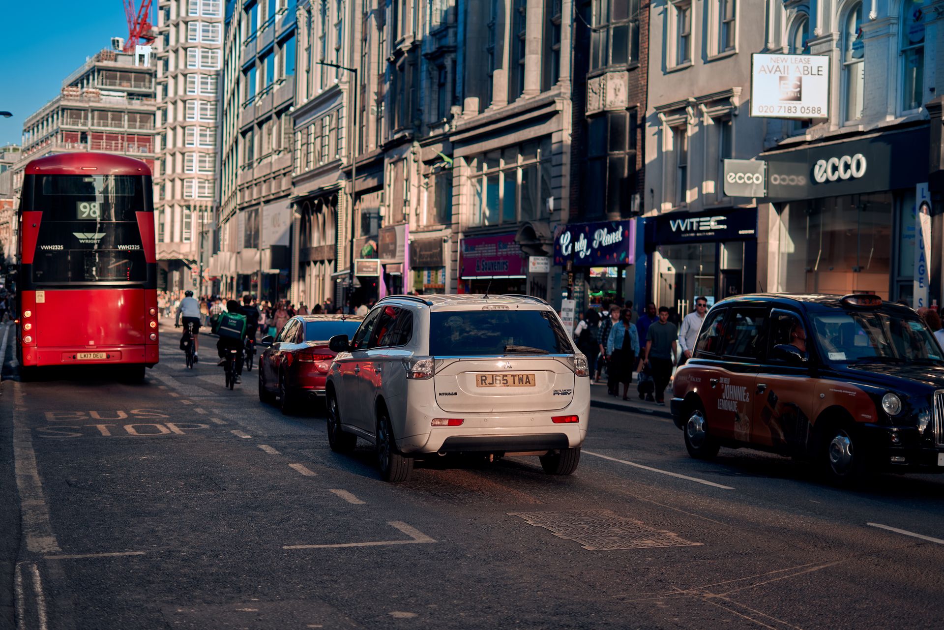 Car Industry Calls on EU to Extend Brexit EV Tariff Suspension